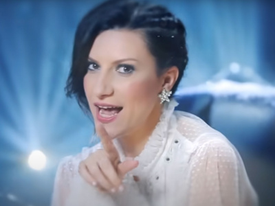 Laura Pausini- Santa Clause is Coming To Town